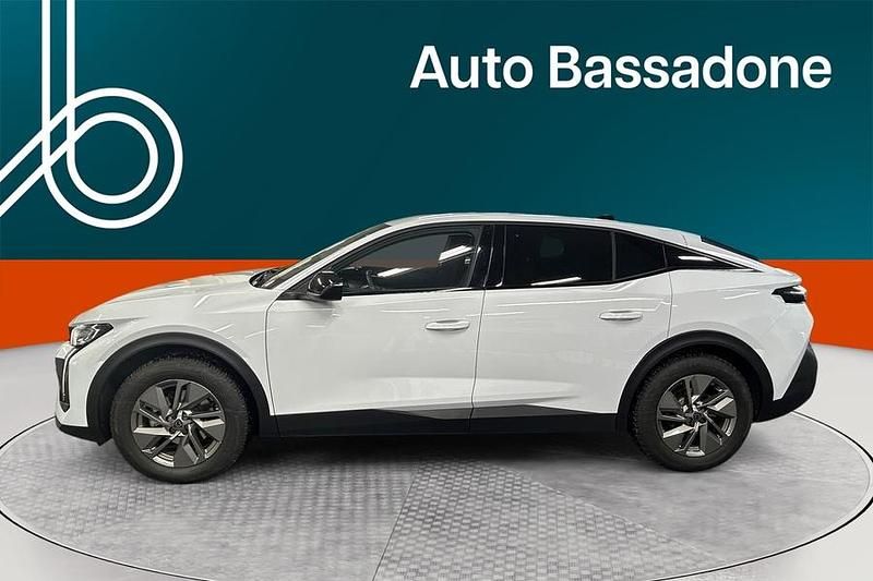 Käytetty Peugeot 408 Allure 131 HP (96 kW) 2024 Viistoperä