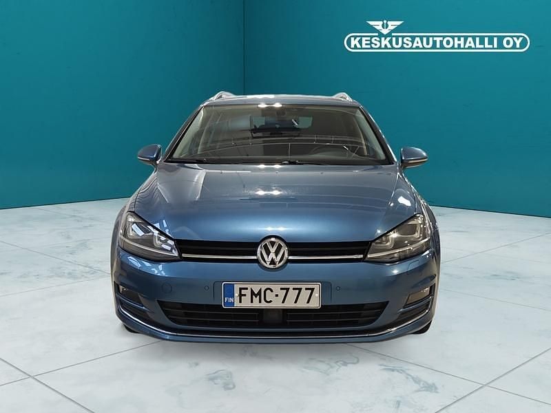 Käytetty VW Golf VII Highline 150 HP (110 kW) 2016 Sininen Farmari