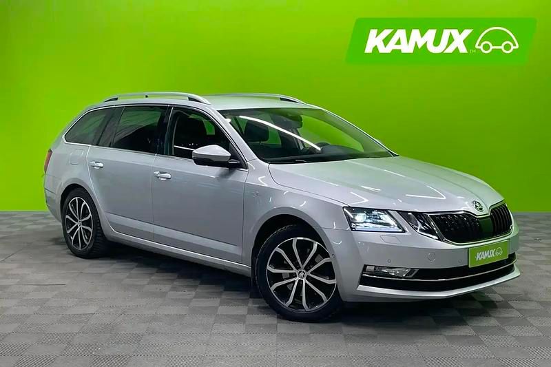 Hopea / harmaa Käytetty 2018 Skoda Octavia LAURIN & KLEMENT Farmari | 19 180 € (Perustarjous) - Kuva 1/4