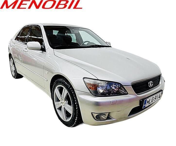 Käytetty Lexus IS200 155 HP (114 kW) 2005 Sedan