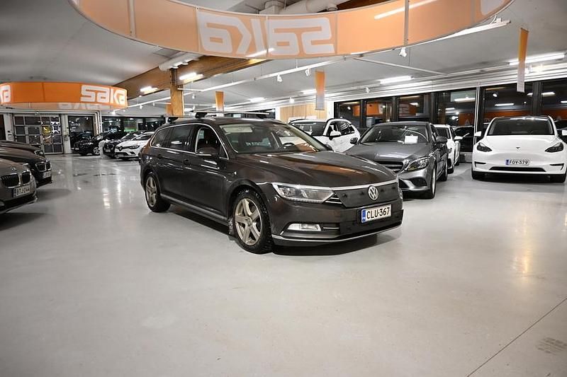 Käytetty 2016 VW Passat Highline Farmari | 15 900 € - Kuva 1/4