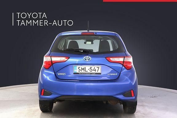 Käytetty Toyota Yaris Edition 72 HP (52 kW) 2017 Sininen Viistoperä