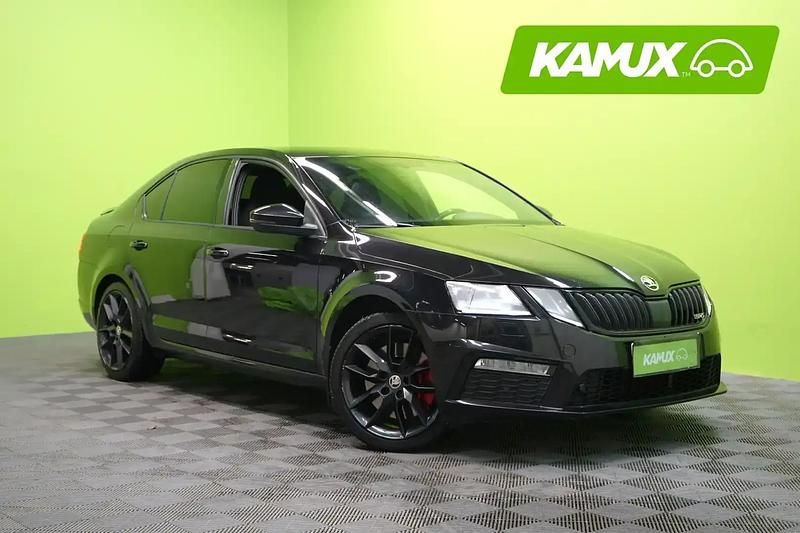 Musta Käytetty 2018 Skoda Octavia RS Sedan | 18 590 € (Hyvä tarjous) - Kuva 1/4