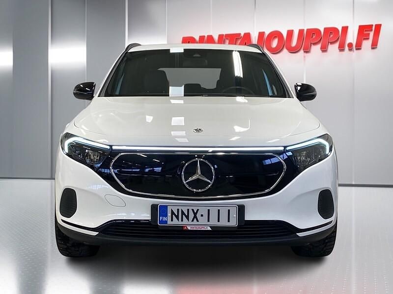 Käytetty Mercedes EQA250 Business 139 kW (190 HP) 2022 Katumaasturi