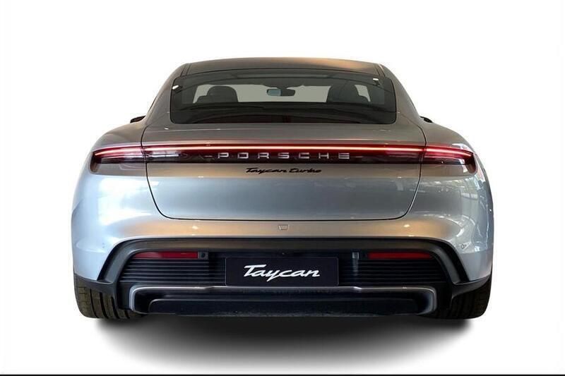 Käytetty Porsche Taycan Turbo Edition 680 kW (925 HP) 2023 Harmaa Sedan