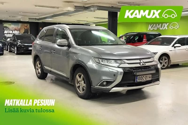 Käytetty Mitsubishi Outlander 150 HP (110 kW) 2016 Hopea / harmaa Katumaasturi