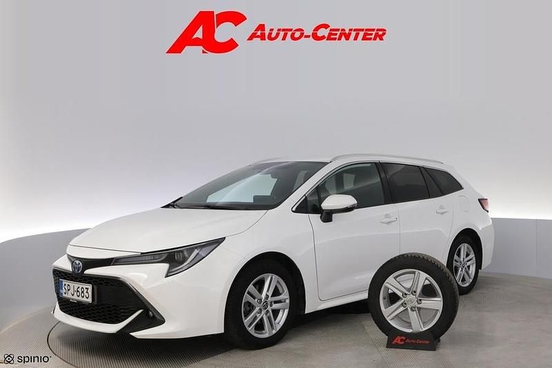 Valkoinen Käytetty 2023 Toyota Corolla Edition Farmari | 25 890 € (Perustarjous) - Kuva 1/4