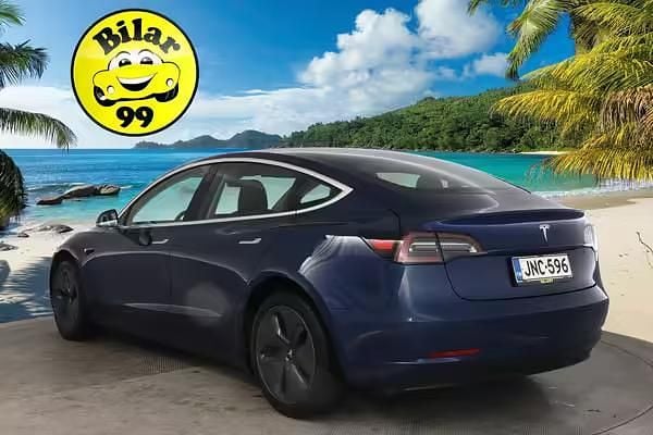 Käytetty Tesla Model 3 Standard Range Plus 239 kW (325 HP) 2020 Sedan