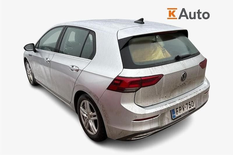 Käytetty VW Golf VIII Style 150 HP (110 kW) 2020 Hopea Viistoperä