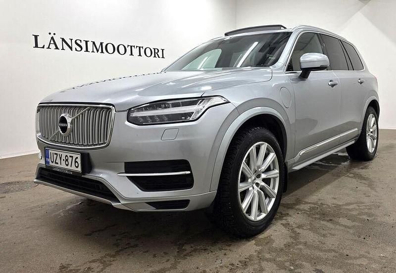 Käytetty Volvo XC90 Inscription 320 HP (235 kW) 2017 Katumaasturi