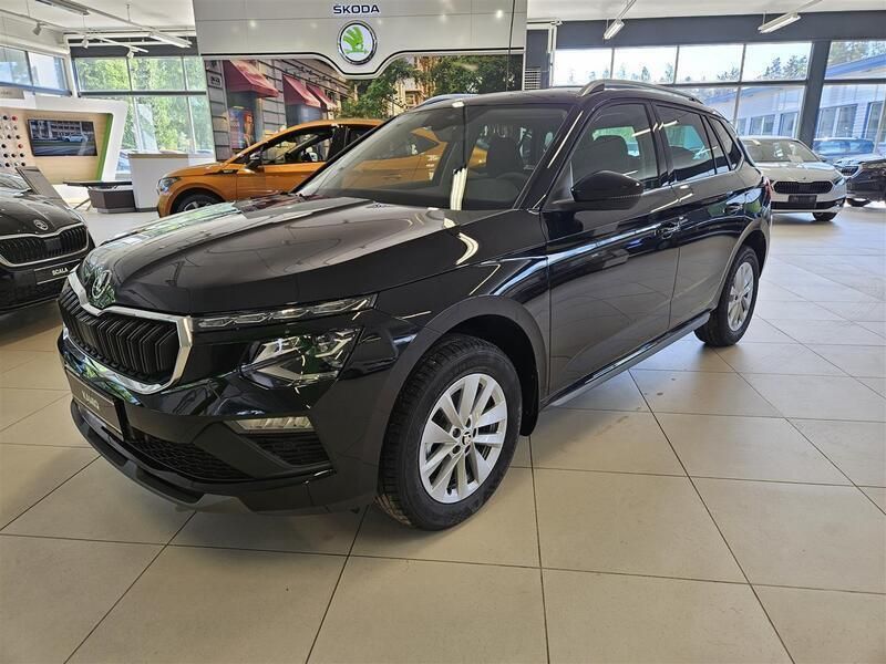 Musta Uusi 2024 Skoda Kamiq Style Katumaasturi | 32 790 € (Perustarjous) - Kuva 1/4