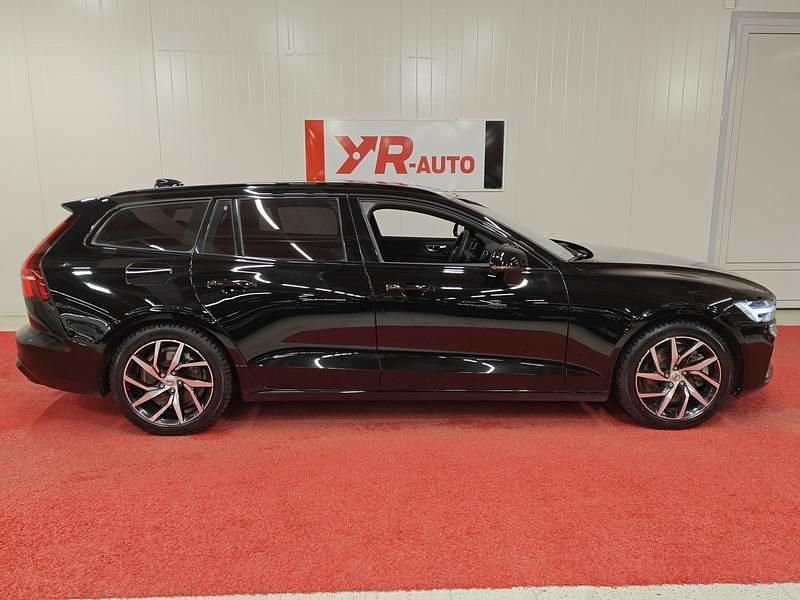 Käytetty Volvo V60 Performance 456 HP (335 kW) 2023 Farmari