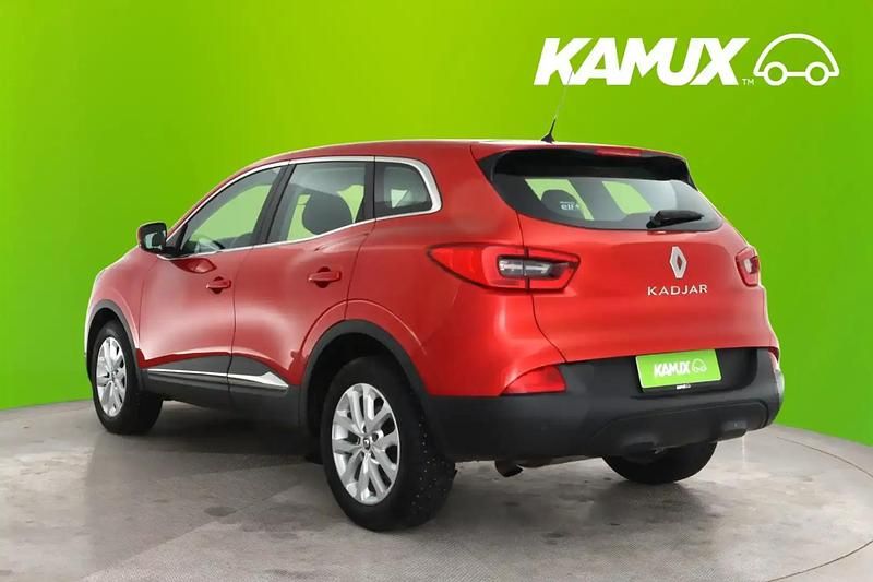 Käytetty Renault Kadjar Zen 131 HP (96 kW) 2017 Punainen Katumaasturi