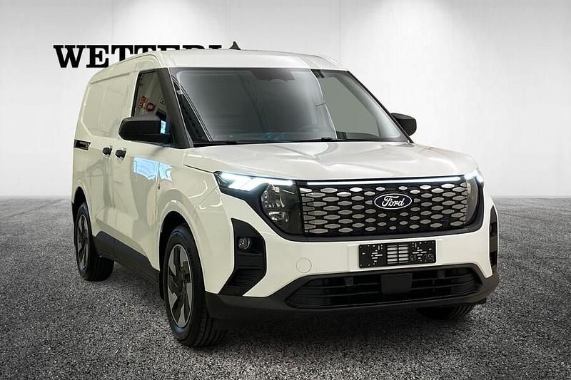 Valkoinen Uusi 2025 Ford E-Transit Trend Van | 40 900 € (Perustarjous) - Kuva 1/4