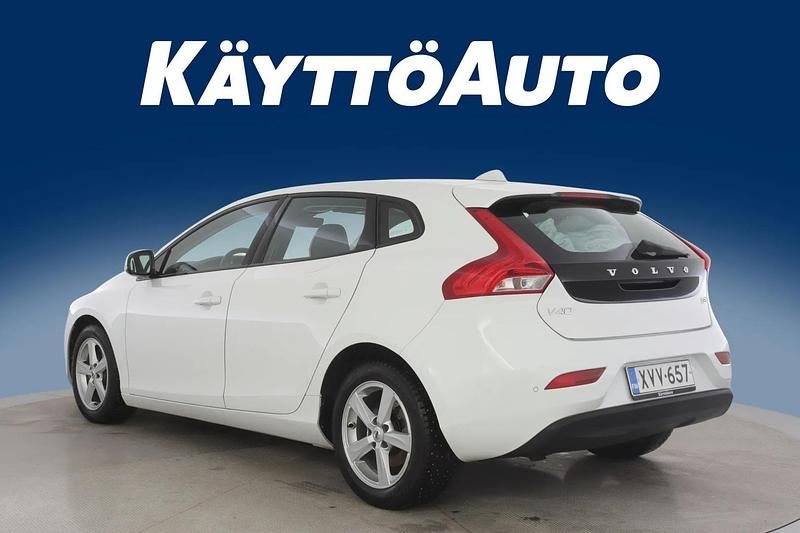 Käytetty Volvo V40 Standard 122 HP (89 kW) 2019 Valkoinen Farmari