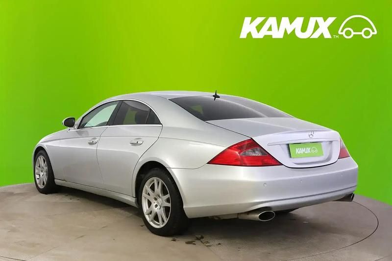 Käytetty Mercedes CLS350 272 HP (200 kW) 2004 Hopea / harmaa Sedan