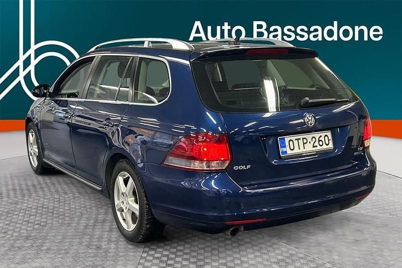 Käytetty VW Golf VII Highline 105 HP (77 kW) 2012 Farmari