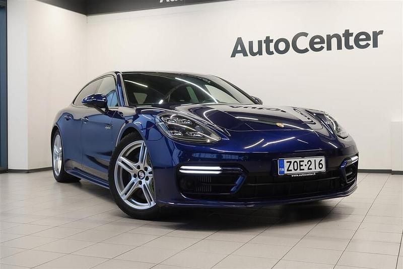 Sininen Käytetty 2021 Porsche Panamera Sport Turismo Farmari | 87 900 € - Kuva 1/4