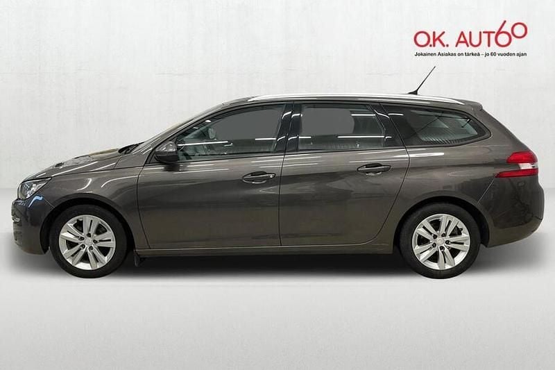 Käytetty Peugeot 308 SW Active 131 HP (96 kW) 2015 Harmaa Farmari