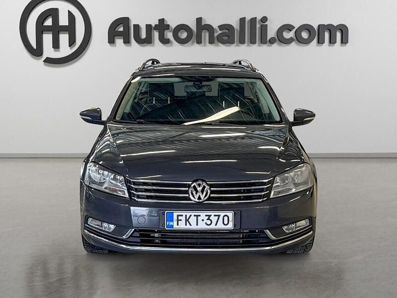 Käytetty VW Passat Comfortline 105 HP (77 kW) 2012 Farmari
