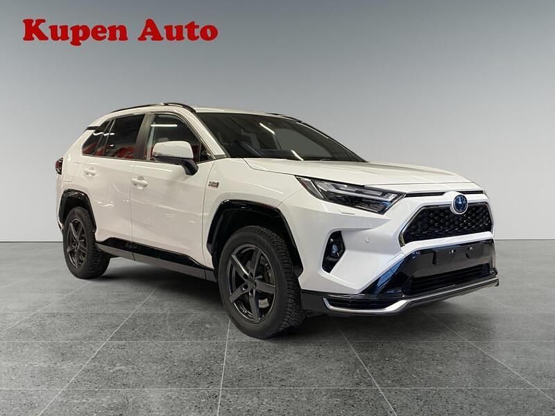 Käytetty Toyota RAV4 Hybrid Edition 185 HP (136 kW) 2023 Katumaasturi