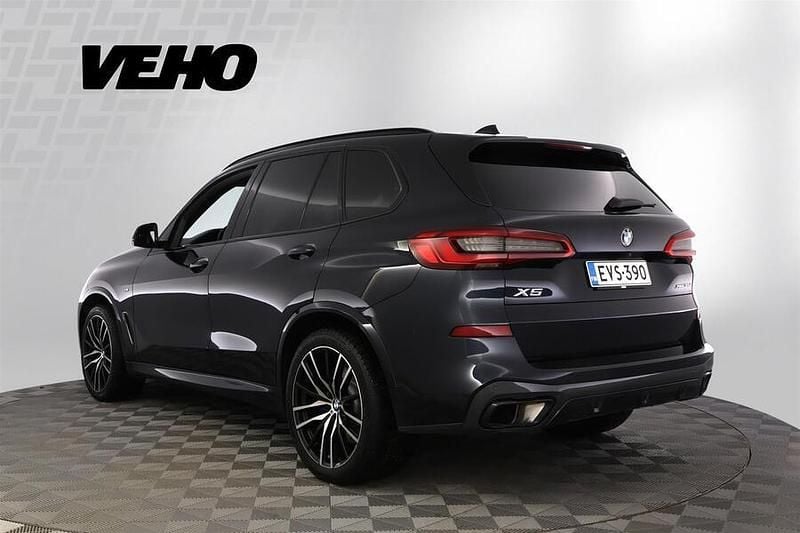 Käytetty BMW X5 M Sport 265 HP (194 kW) 2019 Musta Katumaasturi