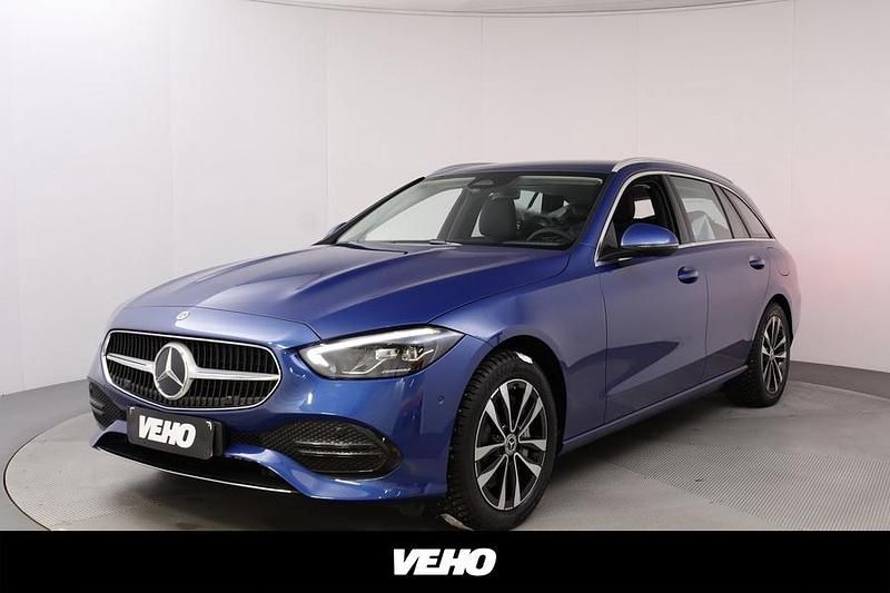 Vihreä Käytetty 2024 Mercedes C300e Business Farmari | 43 900 € (Perustarjous) - Kuva 1/4