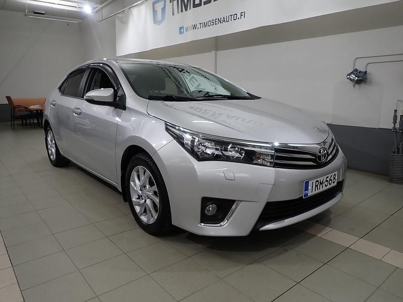 Sininen Käytetty 2001 Toyota Corolla Sol Sedan | 12 990 € - Kuva 1/4