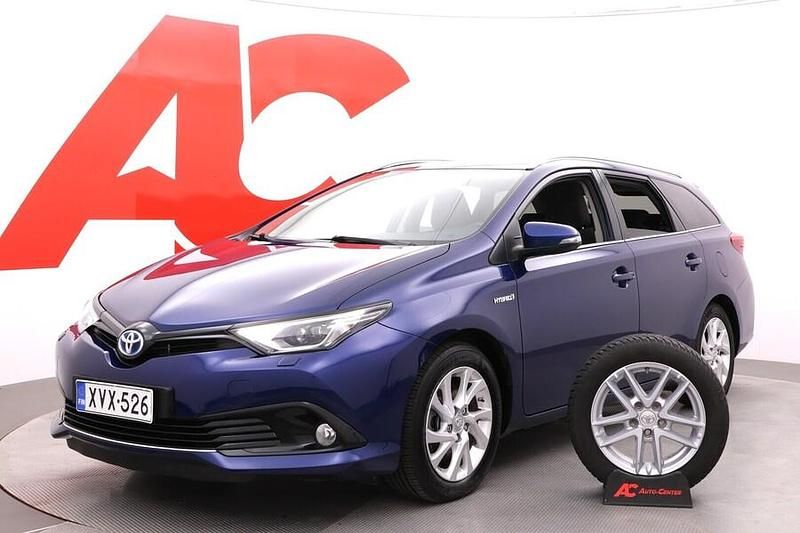 Sininen Käytetty 2019 Toyota Auris Touring Sports Active Farmari | 14 990 € (Perustarjous) - Kuva 1/4