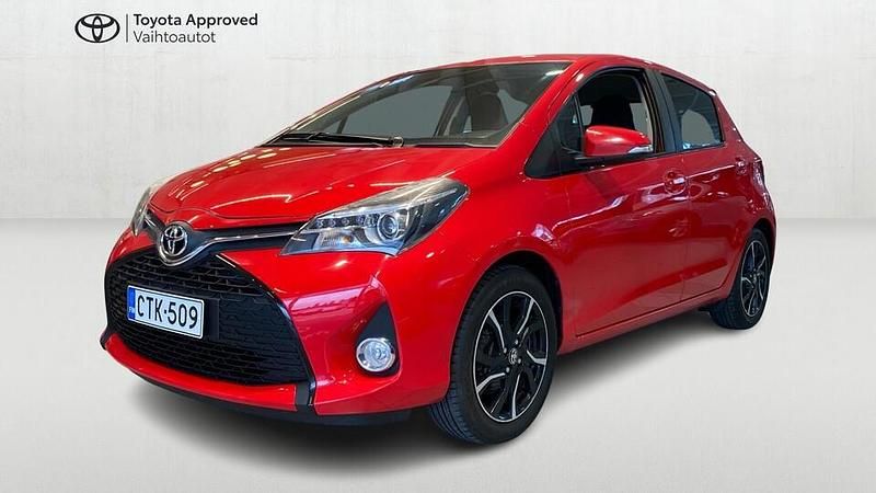 Punainen Käytetty 2015 Toyota Yaris Style Viistoperä | 12 890 € (Perustarjous) - Kuva 1/4