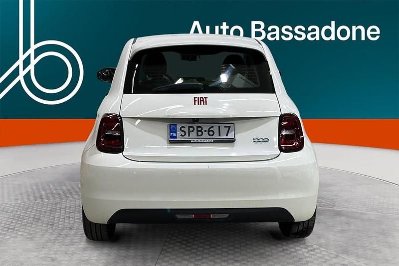 Käytetty Fiat 500e Red 86 kW (118 HP) 2023 Viistoperä