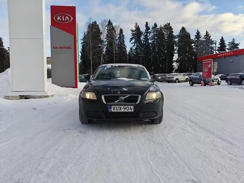 Käytetty Volvo S40 Drive Kinetic 2010 Sedan