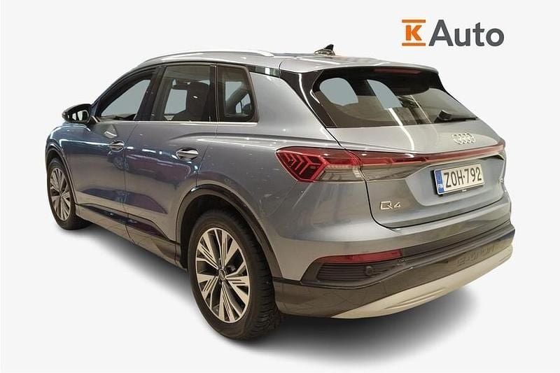 Käytetty Audi Q4 e-tron 219 kW (299 HP) 2022 Sininen Katumaasturi