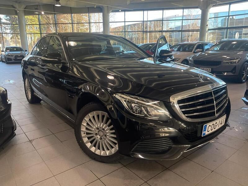 Käytetty 2015 Mercedes A180 Sedan | 17 890 € (Perustarjous) - Kuva 1/1