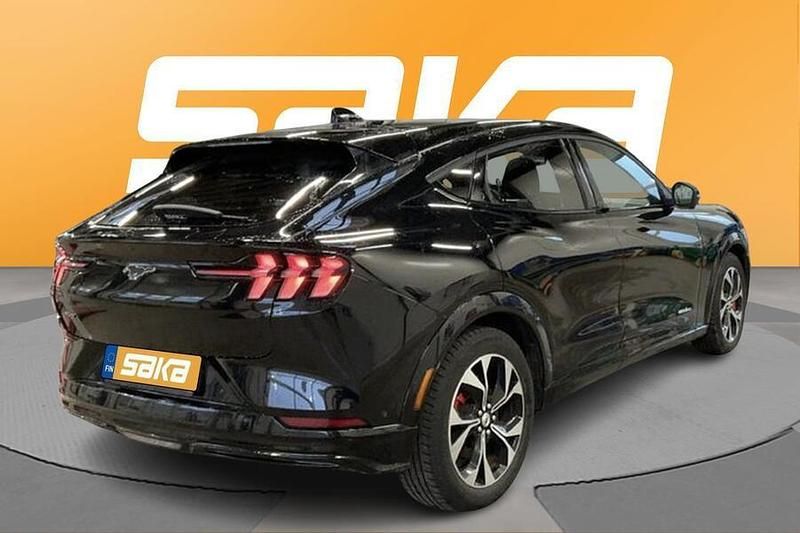 Käytetty Ford Mustang Mach-E Premium 197 kW (269 HP) 2023 Katumaasturi