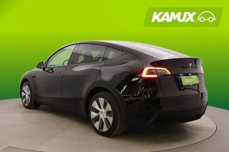 Käytetty Tesla Model Y 378 kW (514 HP) 2023 Musta Katumaasturi