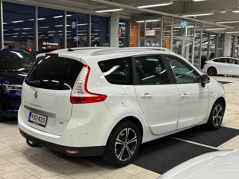Käytetty Renault Grand Scénic III LIMITED 110 HP (80 kW) 2015 Tila-auto