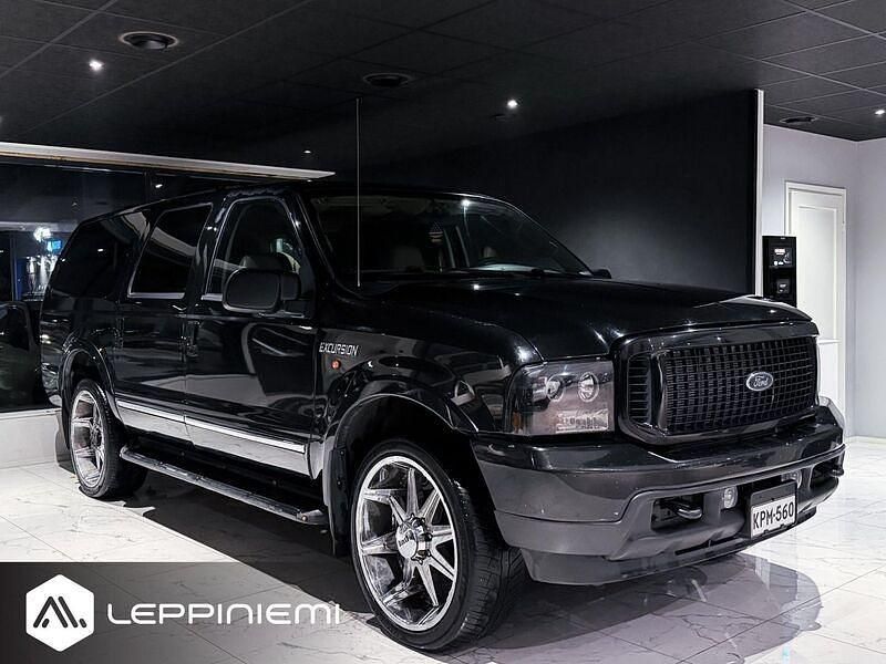 Käytetty 2004 Ford Excursion Limited Katumaasturi | 21 880 € - Kuva 1/4