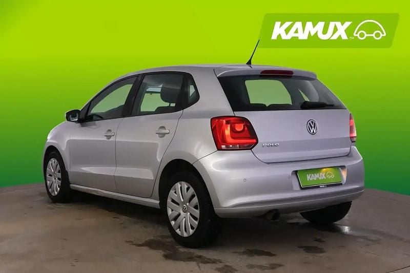 Käytetty VW Polo Comfortline 90 HP (66 kW) 2013 Hopea / harmaa Viistoperä