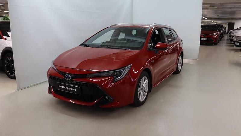 Punainen Käytetty 2019 Toyota Corolla Active Farmari | 19 800 € (Perustarjous) - Kuva 1/4