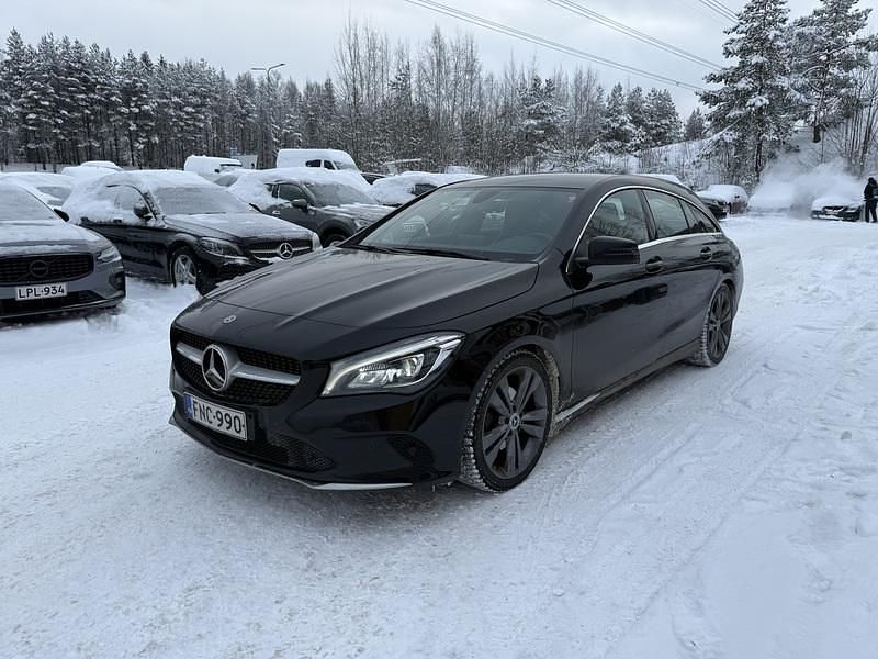 Käytetty Mercedes CLA180 Edition 109 HP (80 kW) 2018 Sedan