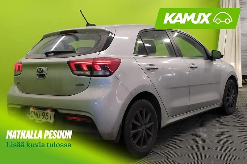 Käytetty Kia Rio EX 99 HP (72 kW) 2019 Hopea / harmaa Sedan