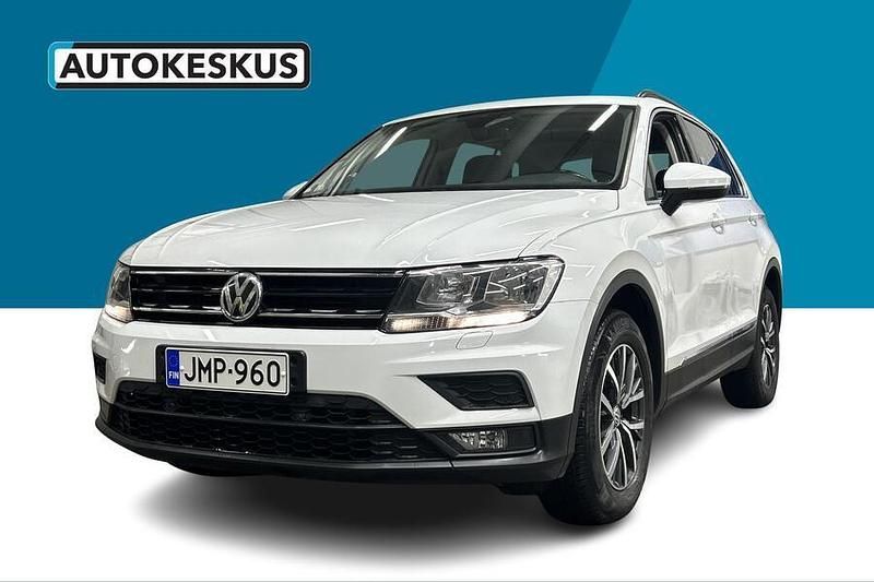 Valkoinen Käytetty 2017 VW Tiguan Comfortline Katumaasturi | 24 990 € (Supertarjous) - Kuva 1/2