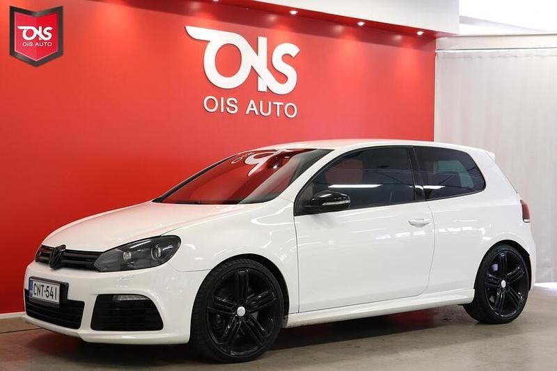 Käytetty 2010 VW Golf VI R Viistoperä | 17 990 € - Kuva 1/4