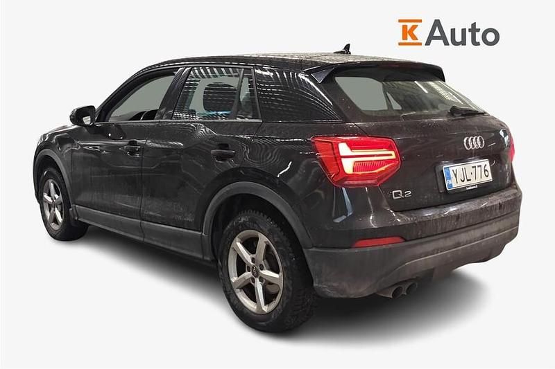 Käytetty Audi Q2 Business 150 HP (110 kW) 2017 Musta Katumaasturi