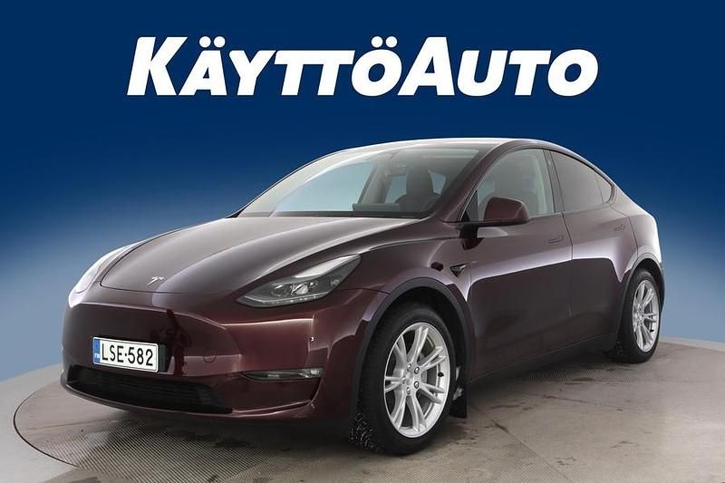 Käytetty Tesla Model Y 258 kW (351 HP) 2023 Musta Katumaasturi