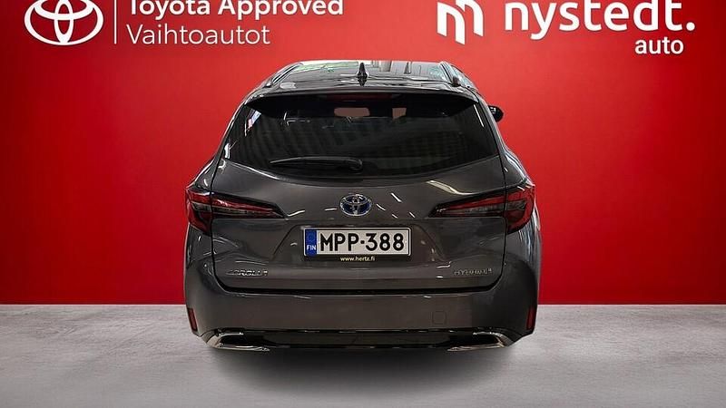 Käytetty Toyota Corolla Active 140 HP (102 kW) 2024 Harmaa Farmari