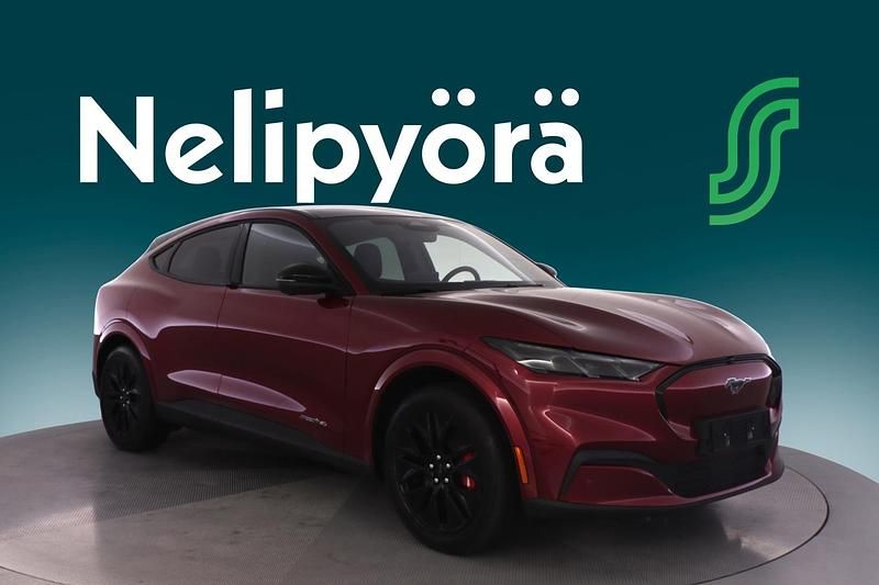 Uusi Ford Mustang Mach-E Premium 275 kW (375 HP) 2026 Katumaasturi