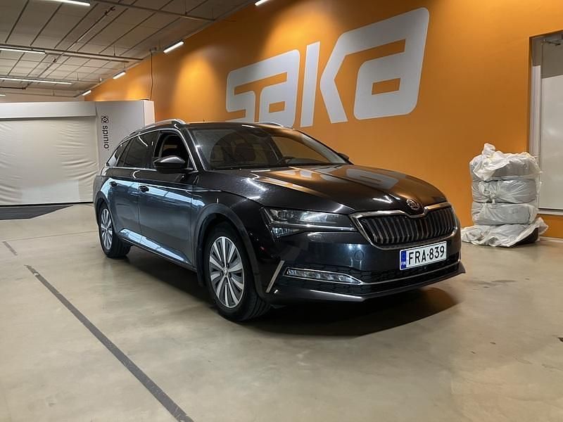 Käytetty 2021 Skoda Superb Style Farmari | 26 290 € (Perustarjous) - Kuva 1/4