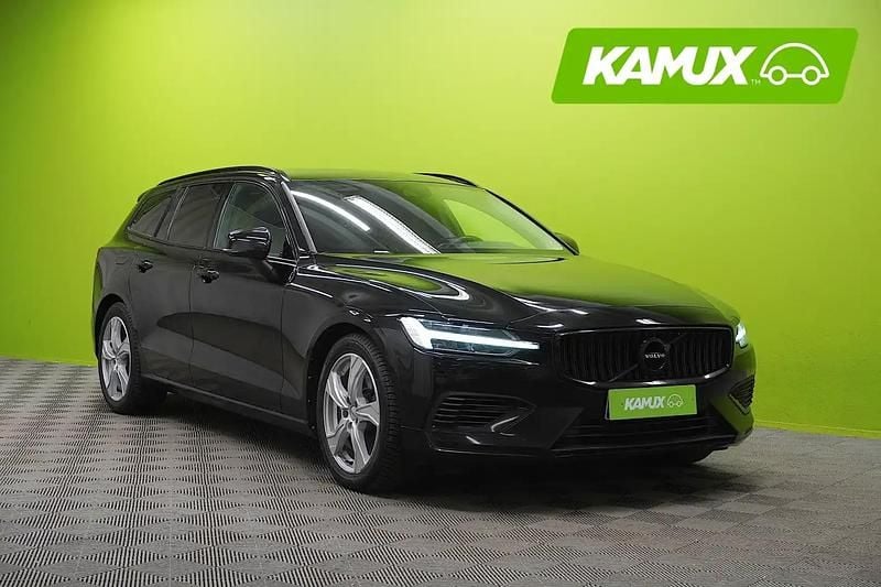 Käytetty Volvo V60 Inscription 349 HP (256 kW) 2022 Musta Farmari